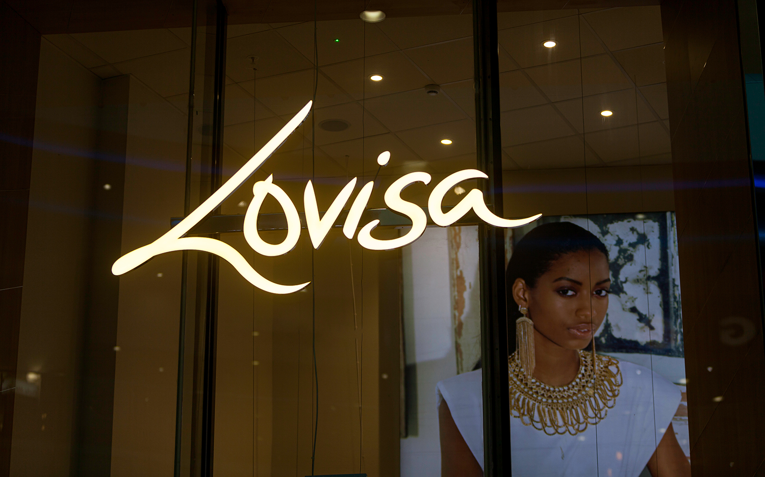 Lovisa (ASX:LOV) to expand European holding