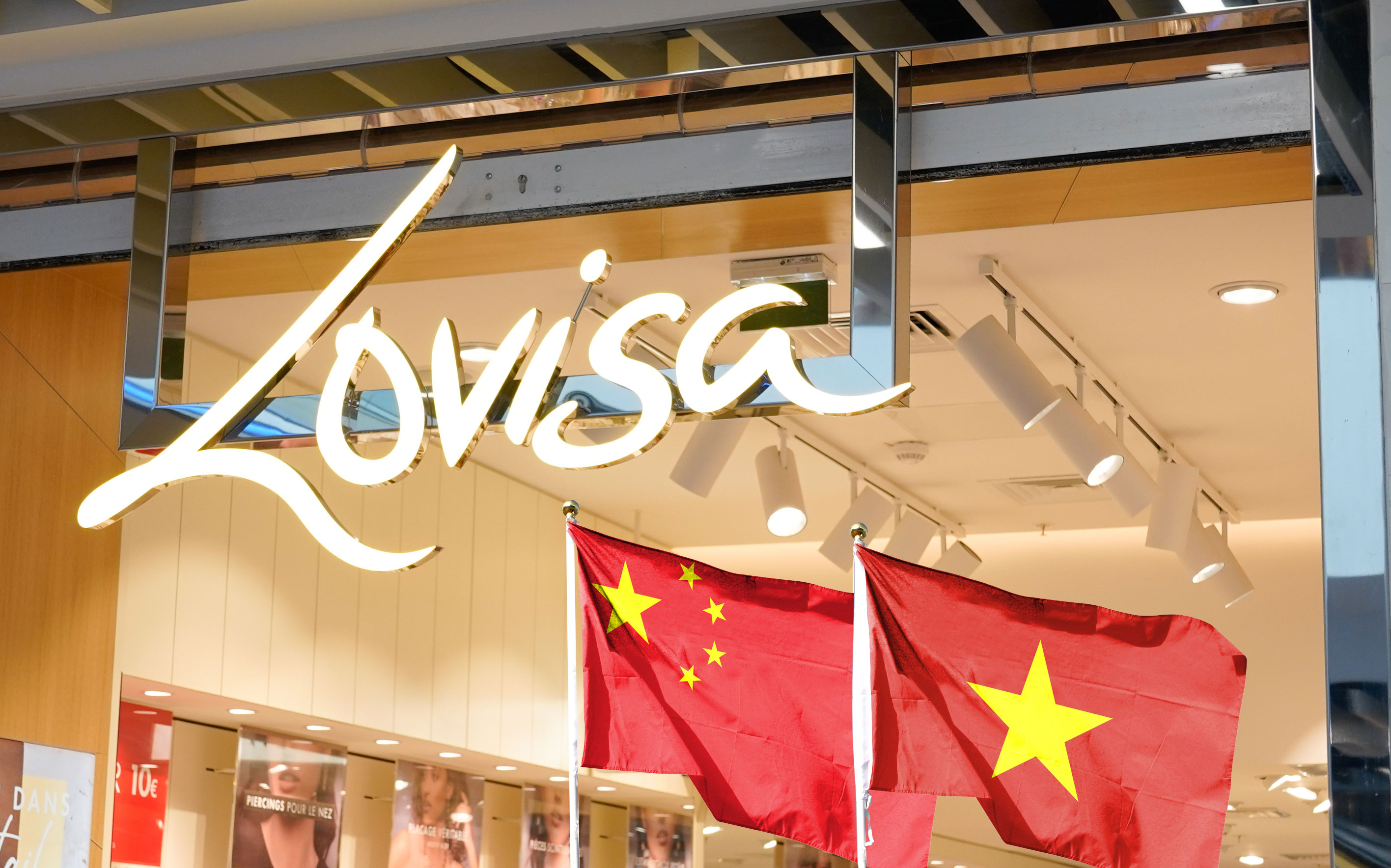 Lovisa Holdings (ASX:LOV) Share Price News